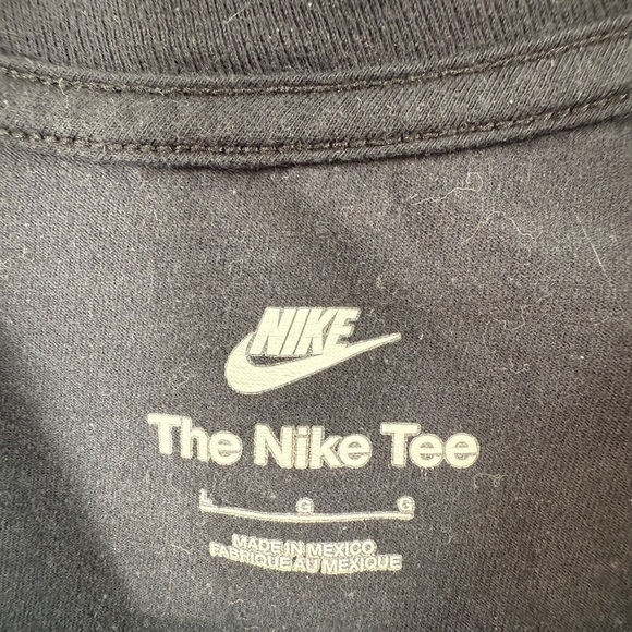EUC Nike Sportswear Graphic Tee Shirt - Picture 9 of 9
